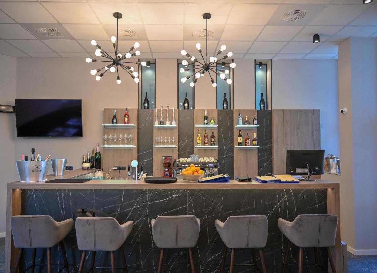 Nn Boutique Hotel ทิสเซาอีแวรอช ภายนอก รูปภาพ