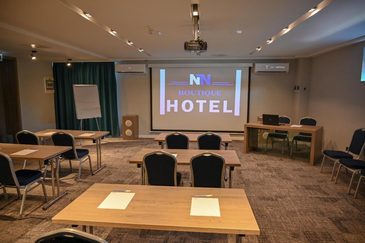 Nn Boutique Hotel ทิสเซาอีแวรอช ภายนอก รูปภาพ