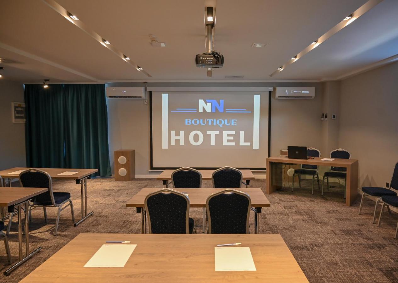Nn Boutique Hotel ทิสเซาอีแวรอช ภายนอก รูปภาพ