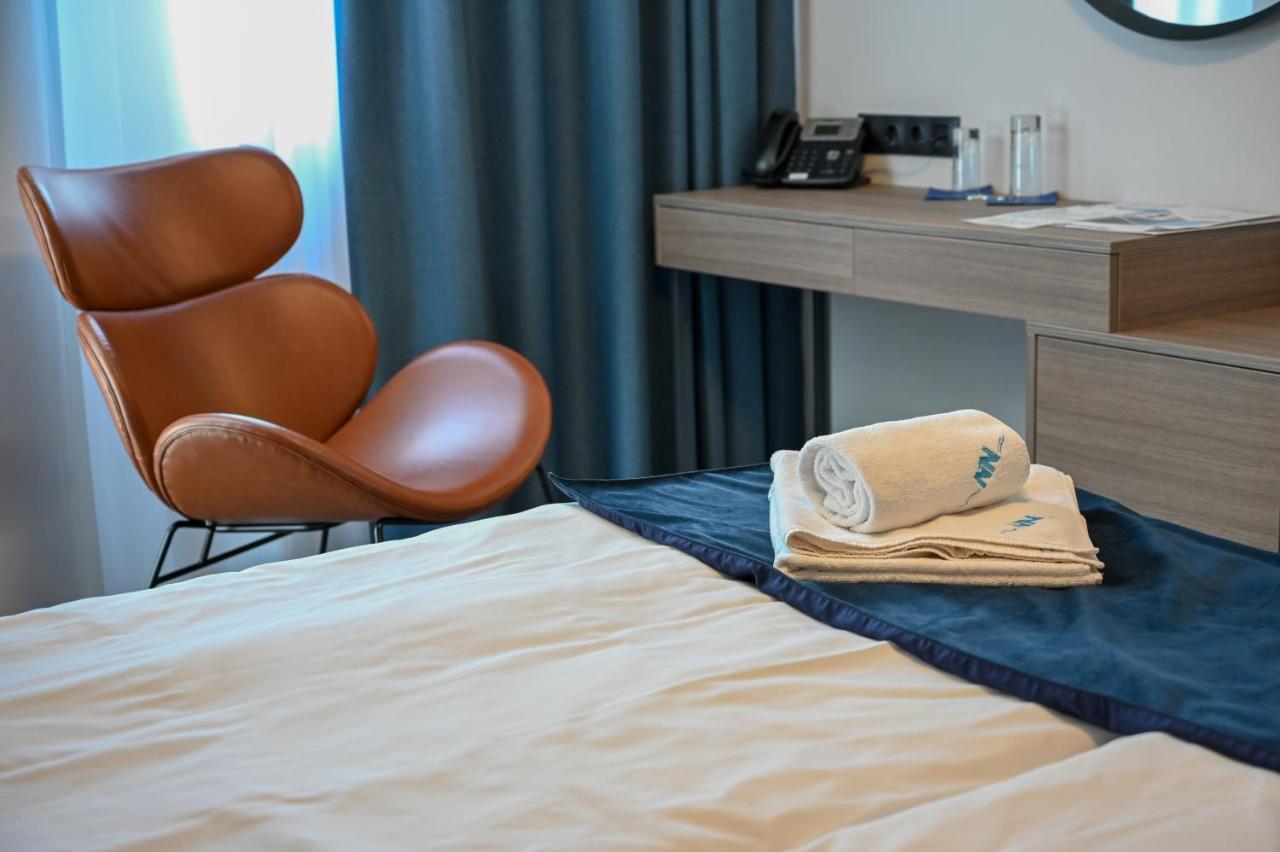 Nn Boutique Hotel ทิสเซาอีแวรอช ภายนอก รูปภาพ